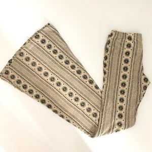 🌸SALE🌸 LIRA XS BOHO FLARE PANTS LEGGINGS YOGA